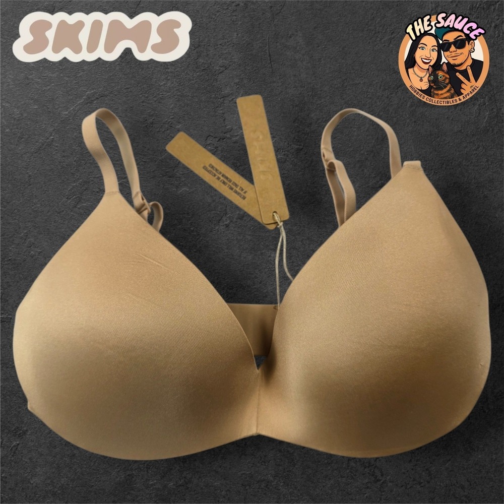 SKIMS Plunge Push up‎ Bra Size 32D  Nude T-Shirt Bra Wireless Form Comfort NWT